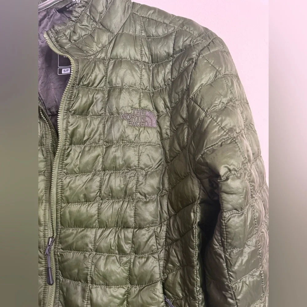 The North Face Green TNF Eco Zip Up Thermoball Down Puffer Jacket Mens Size S